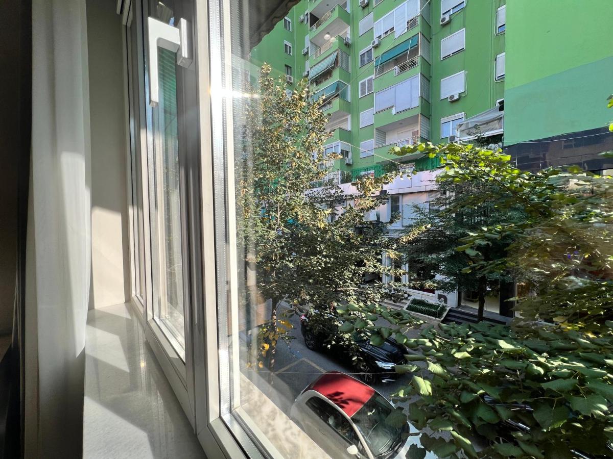 Enzo Rooms & Apartment Blloku Tiran Dış mekan fotoğraf