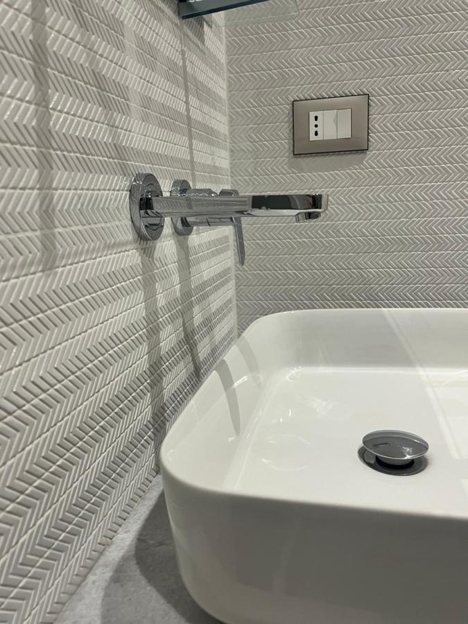 Enzo Rooms & Apartment Blloku Tiran Dış mekan fotoğraf