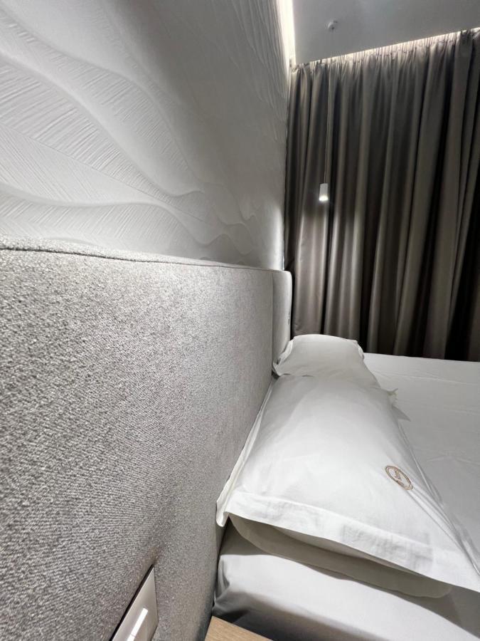 Enzo Rooms & Apartment Blloku Tiran Dış mekan fotoğraf