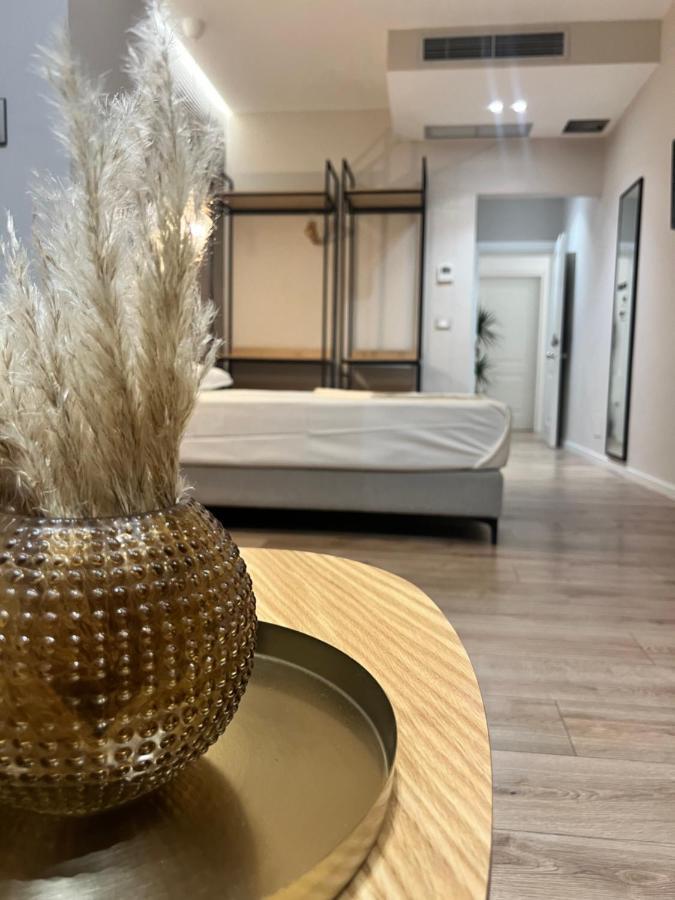 Enzo Rooms & Apartment Blloku Tiran Dış mekan fotoğraf