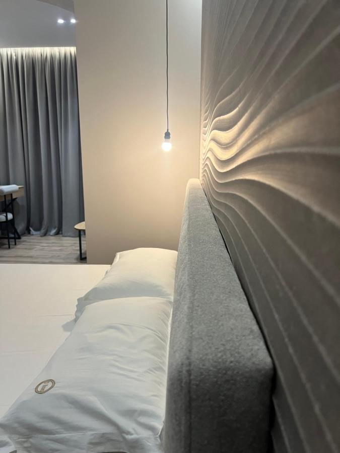 Enzo Rooms & Apartment Blloku Tiran Dış mekan fotoğraf