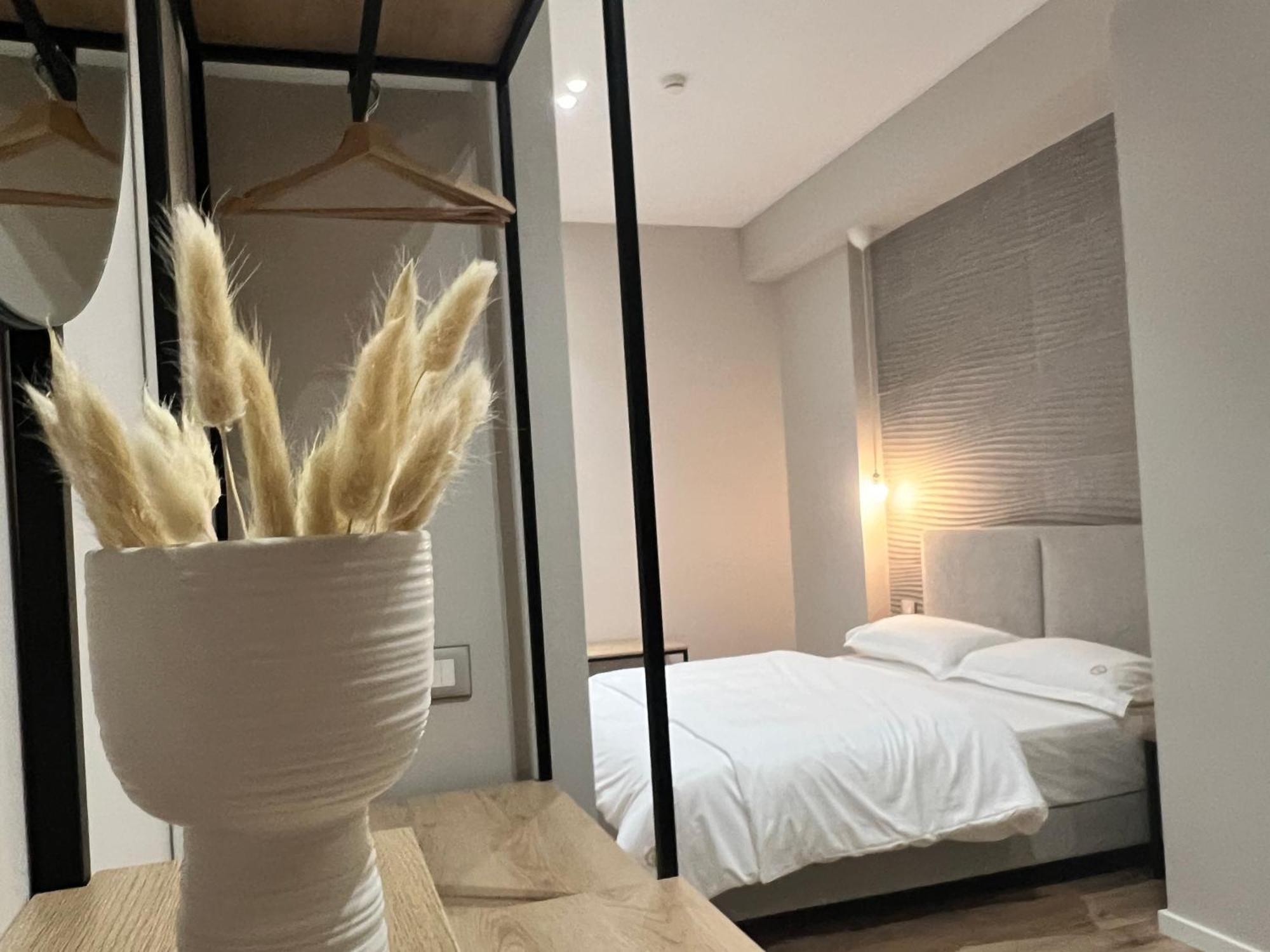 Enzo Rooms & Apartment Blloku Tiran Dış mekan fotoğraf